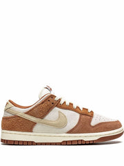 Nike Dunk Low PRM "Medium Curry"