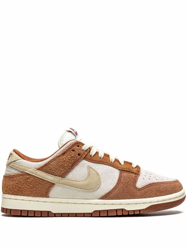 Nike Dunk Low PRM "Medium Curry"