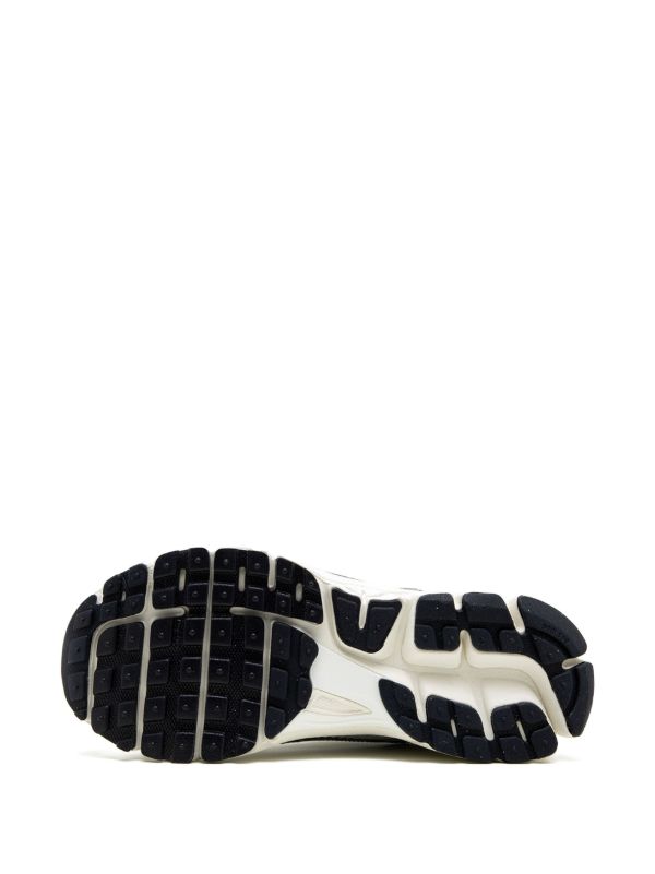 Vomero 5 "Photon Dust" sneakers