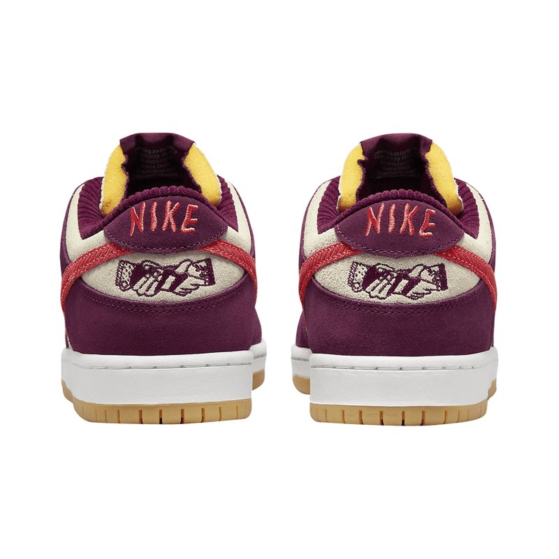 Nike SB Dunk Skate Like A Girl