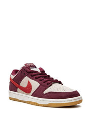 SB Dunk Low "Skate Like A Girl" sneakers