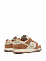 Nike Dunk Low PRM "Medium Curry"
