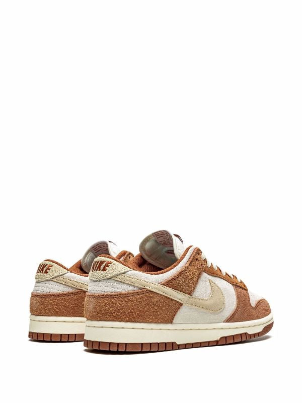 Nike Dunk Low PRM "Medium Curry"
