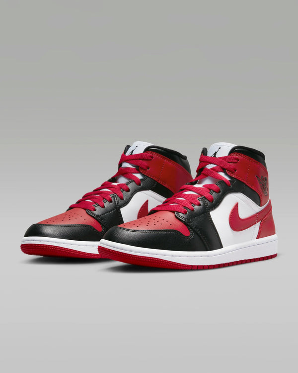 Nike Air Jordan 1 Mid 'Bred Toe'